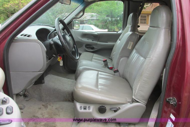 image for item I9648 1997 Ford F150 XLT Lariat SuperCab pickup truck