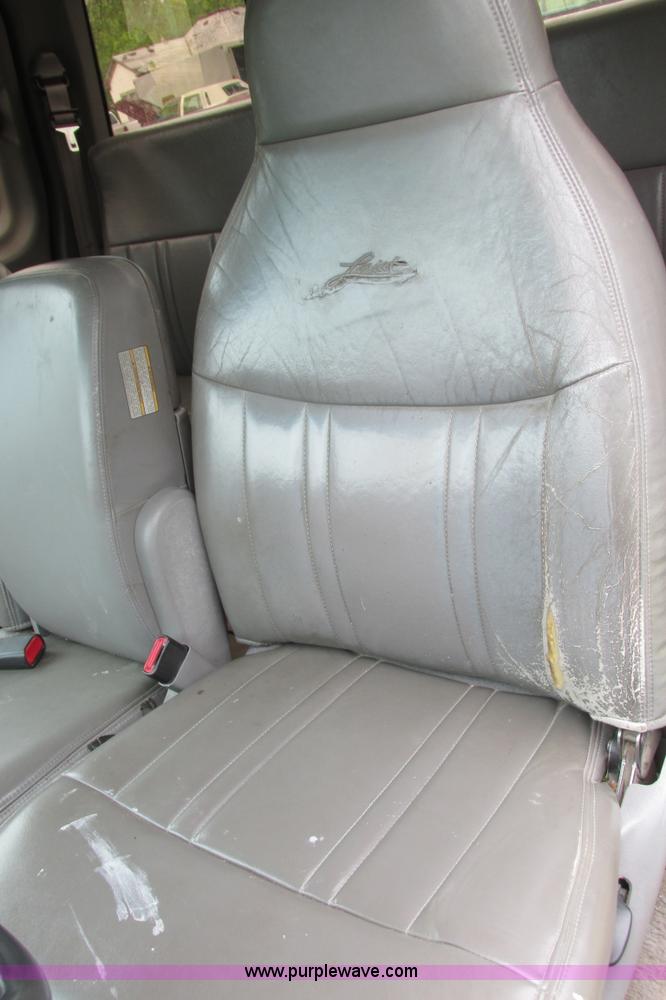 image for item I9648 1997 Ford F150 XLT Lariat SuperCab pickup truck