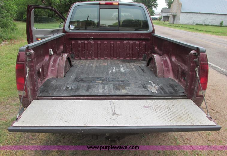 image for item I9648 1997 Ford F150 XLT Lariat SuperCab pickup truck
