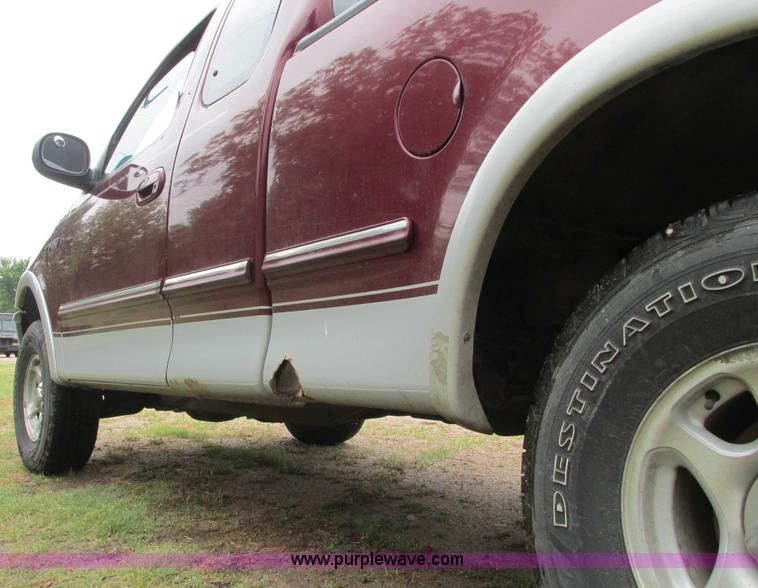 image for item I9648 1997 Ford F150 XLT Lariat SuperCab pickup truck