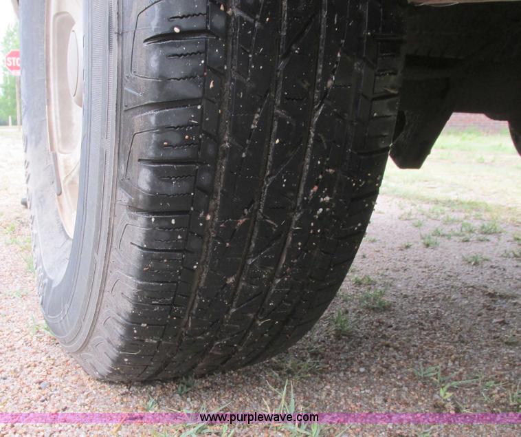 image for item I9648 1997 Ford F150 XLT Lariat SuperCab pickup truck