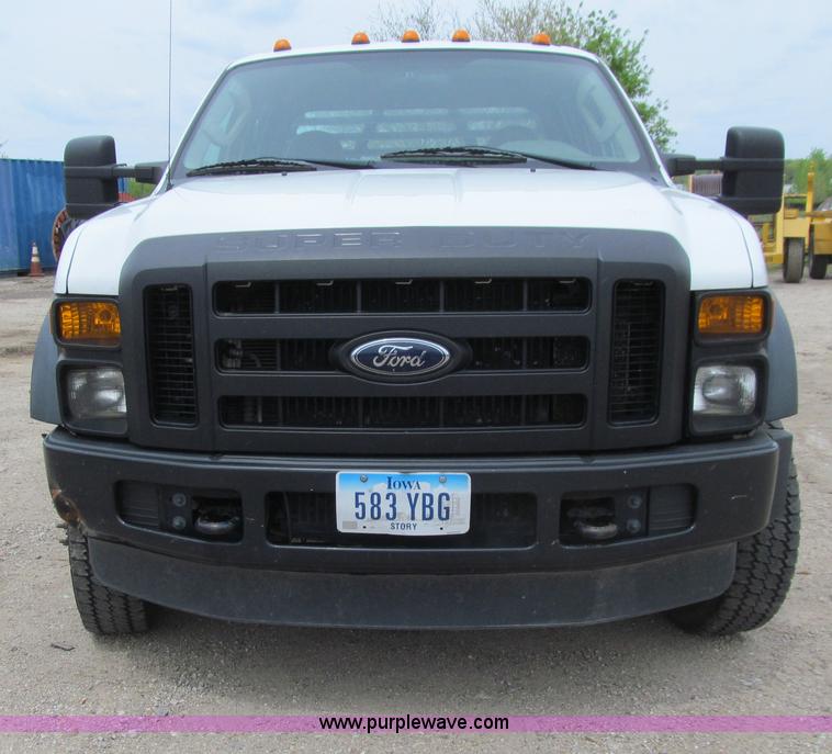 image for item J3478 2008 Ford F450 Super Duty XL Crew Cab flatbed truck