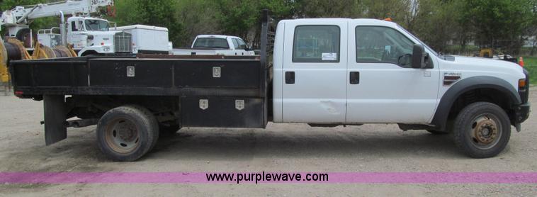 image for item J3478 2008 Ford F450 Super Duty XL Crew Cab flatbed truck