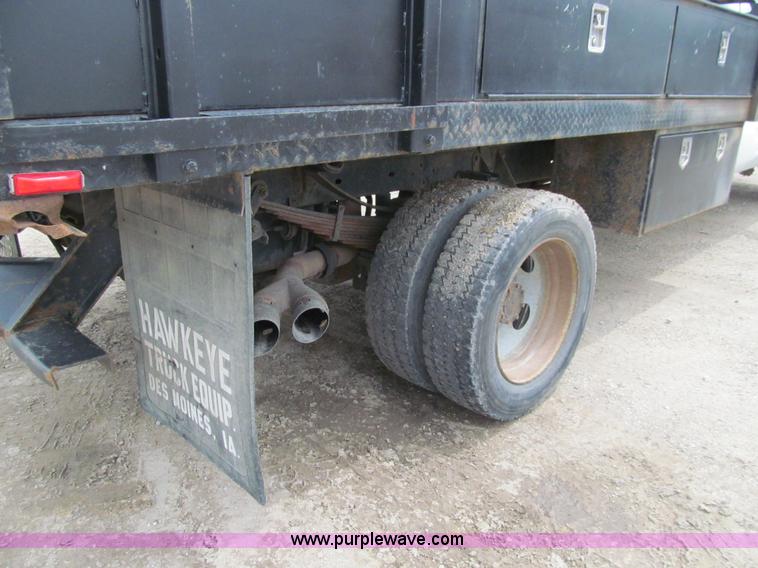 image for item J3478 2008 Ford F450 Super Duty XL Crew Cab flatbed truck