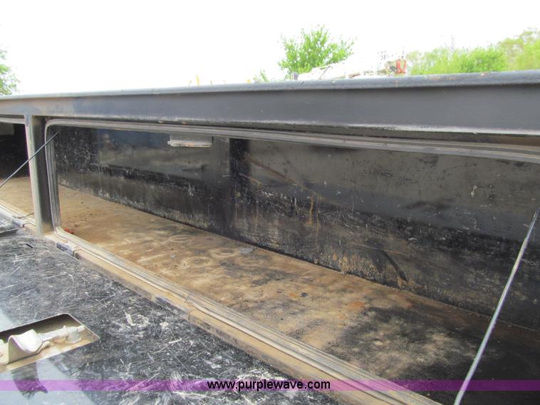 image for item J3478 2008 Ford F450 Super Duty XL Crew Cab flatbed truck