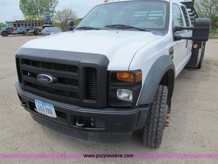 image for item J3478 2008 Ford F450 Super Duty XL Crew Cab flatbed truck