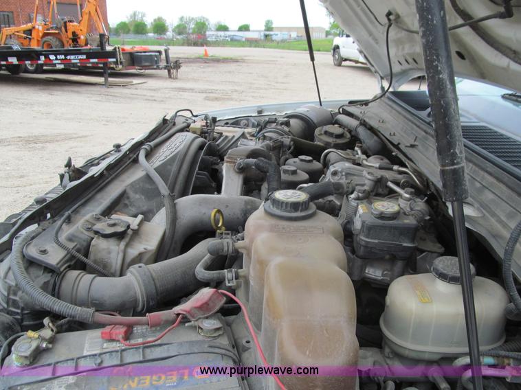 image for item J3478 2008 Ford F450 Super Duty XL Crew Cab flatbed truck