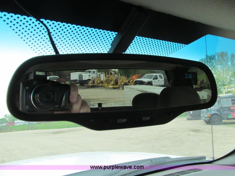 image for item J3479 2006 Chevrolet Silverado 3500 Ext. Cab utility truck