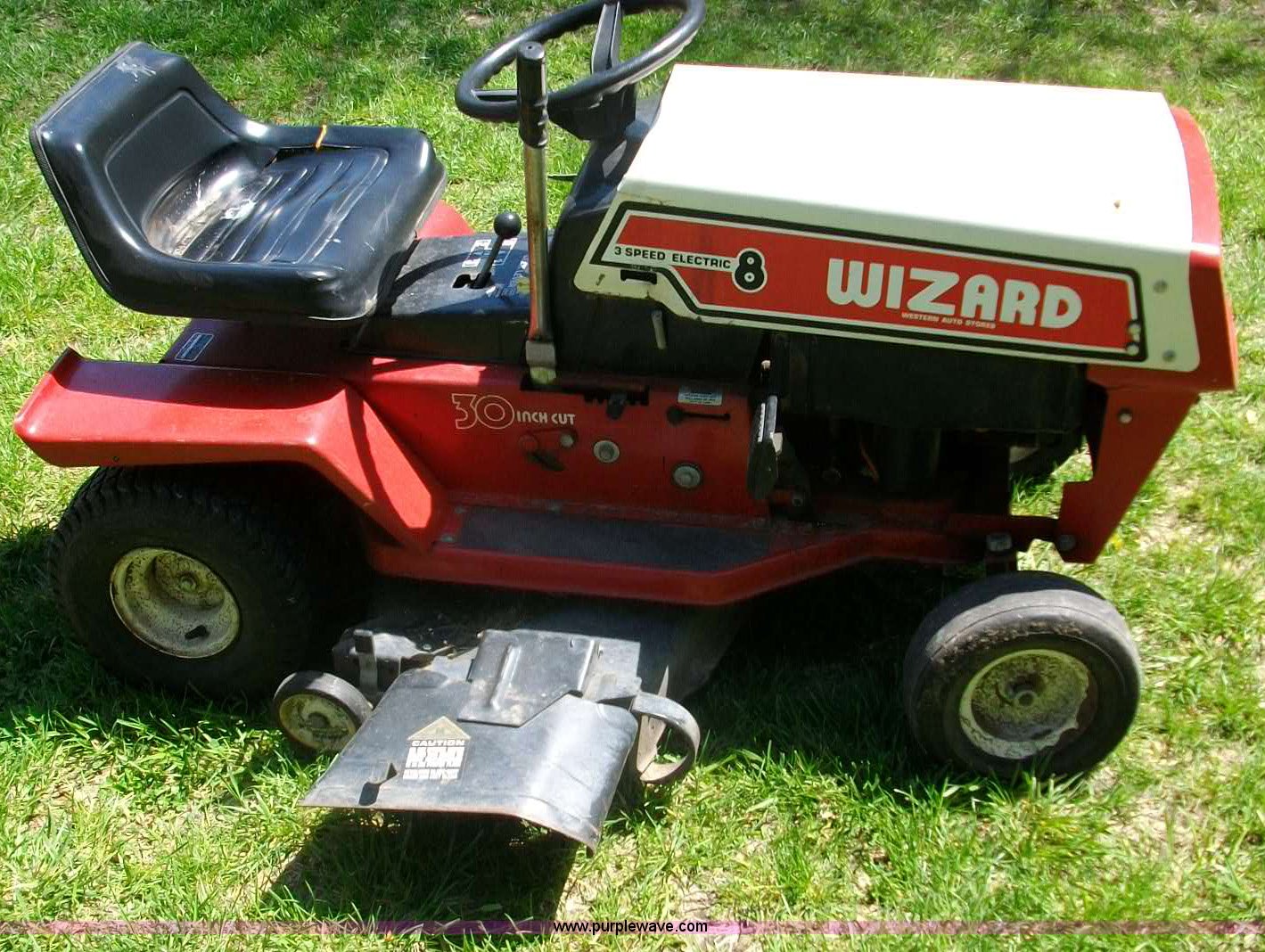 Wizard lawn mower in Wamego, KS Item C1997 sold Purple Wave