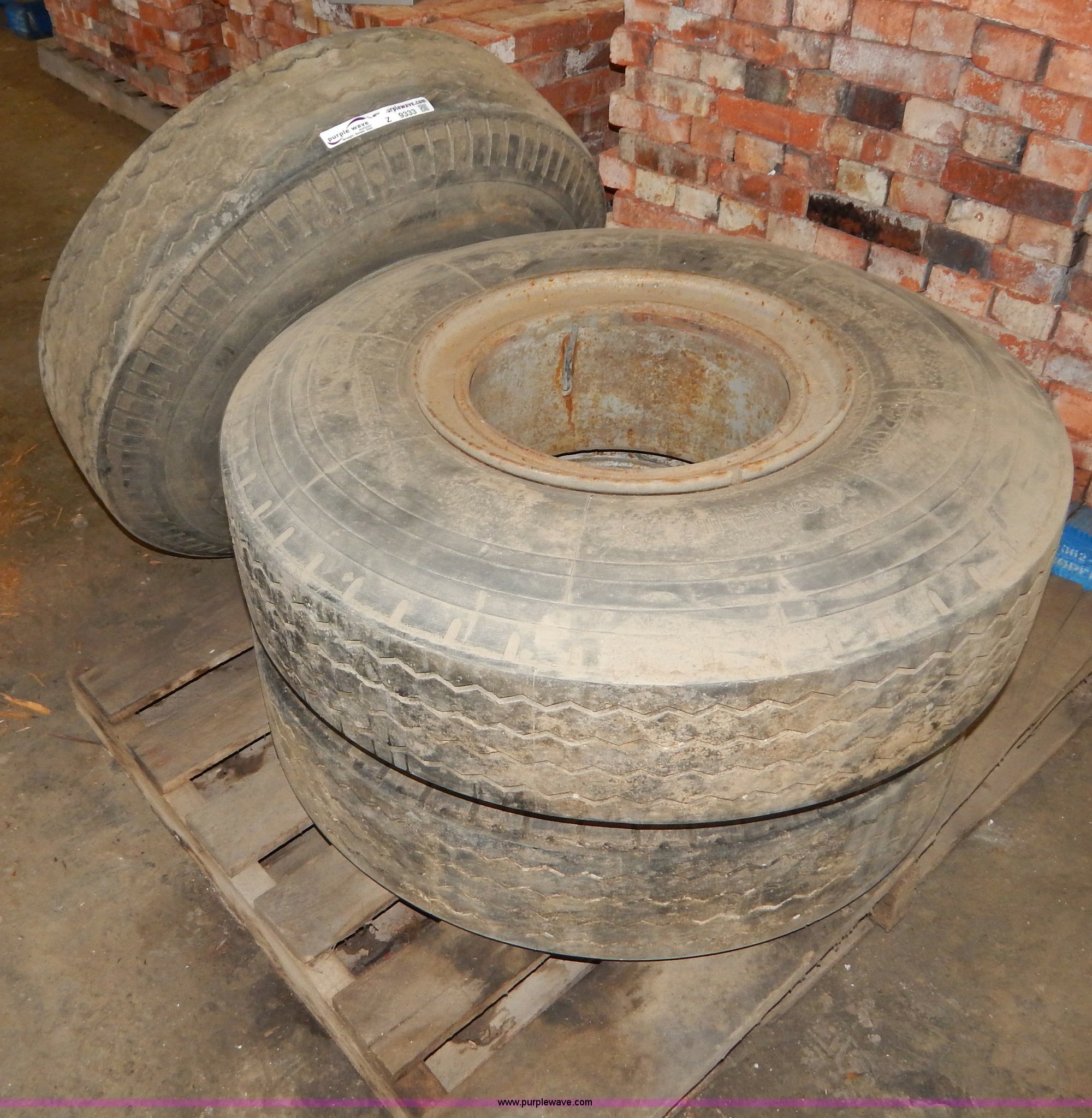 (3) 1015 tires and wheels in Kansas City, MO Item Z9333 sold