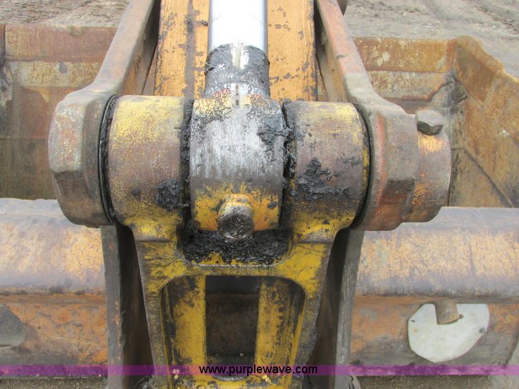 image for item A8681 1995 Case 9030B excavator