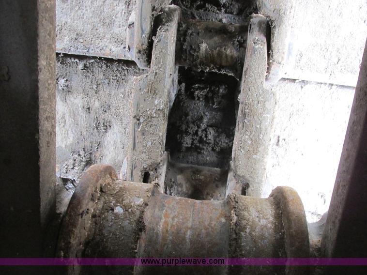 image for item A8681 1995 Case 9030B excavator