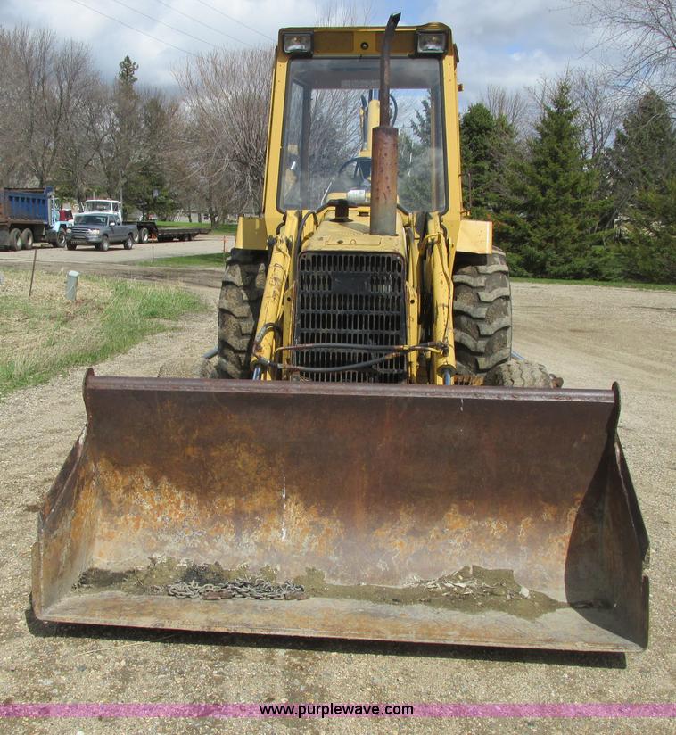 image for item A8685 1985 Ford 655A backhoe