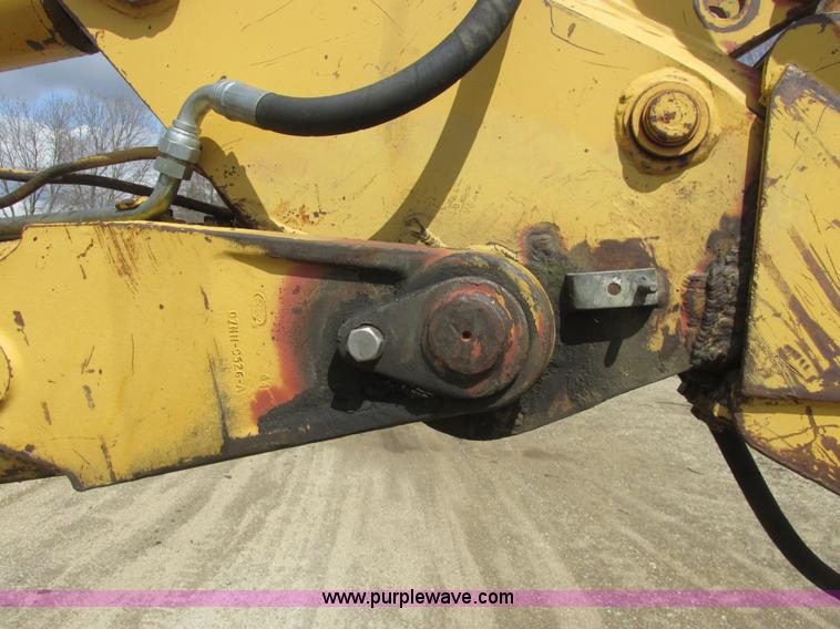 image for item A8685 1985 Ford 655A backhoe
