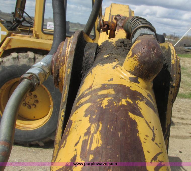 image for item A8685 1985 Ford 655A backhoe