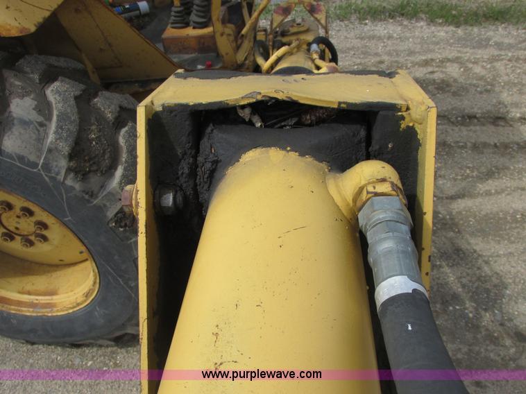 image for item A8685 1985 Ford 655A backhoe