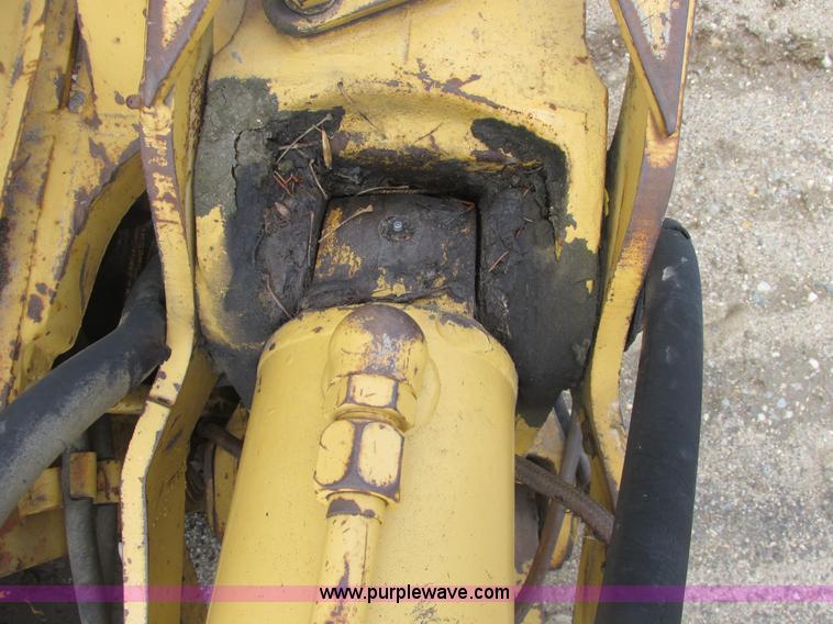 image for item A8685 1985 Ford 655A backhoe