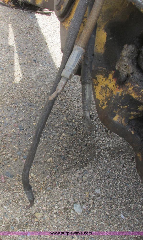 image for item A8685 1985 Ford 655A backhoe