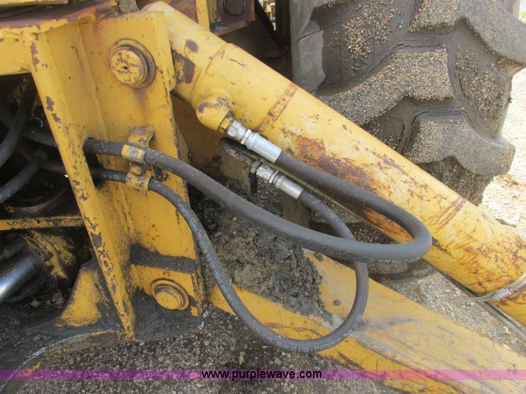 image for item A8685 1985 Ford 655A backhoe