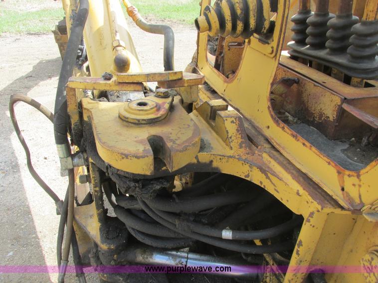 image for item A8685 1985 Ford 655A backhoe