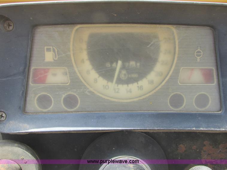 image for item A8685 1985 Ford 655A backhoe