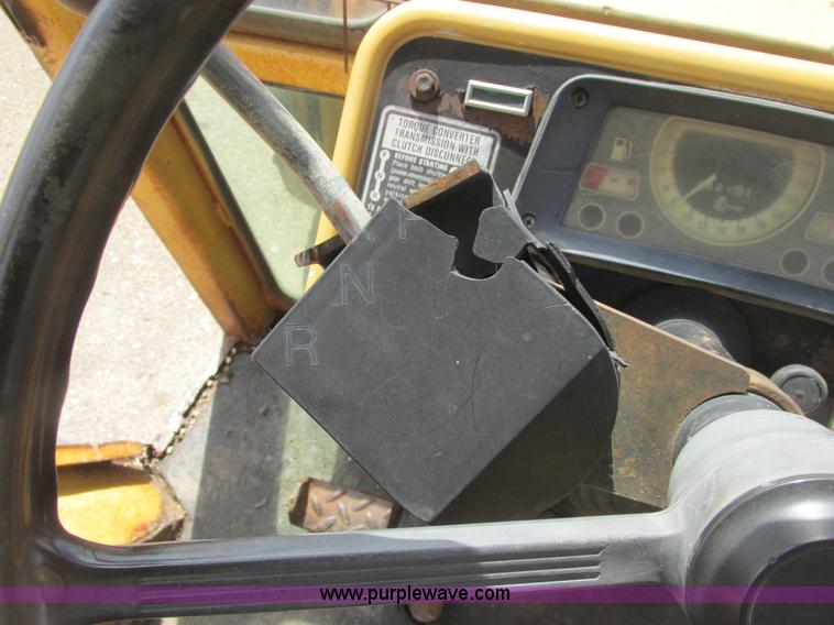 image for item A8685 1985 Ford 655A backhoe