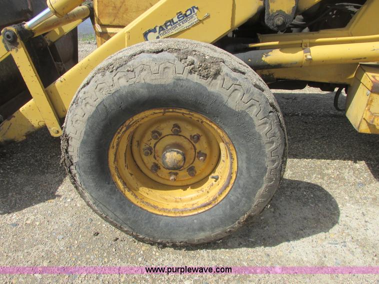 image for item A8685 1985 Ford 655A backhoe