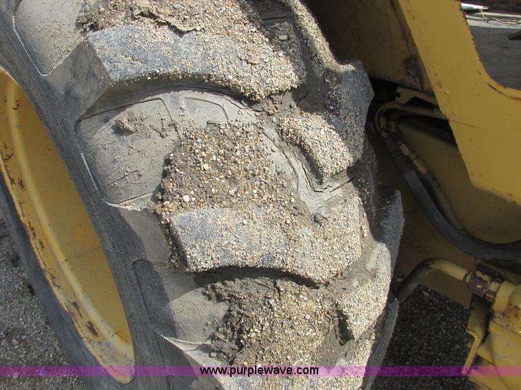 image for item A8685 1985 Ford 655A backhoe