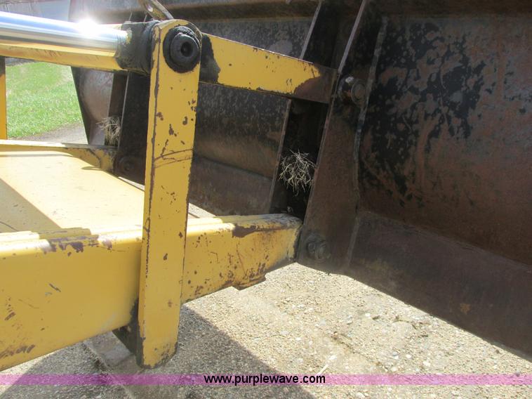 image for item A8685 1985 Ford 655A backhoe