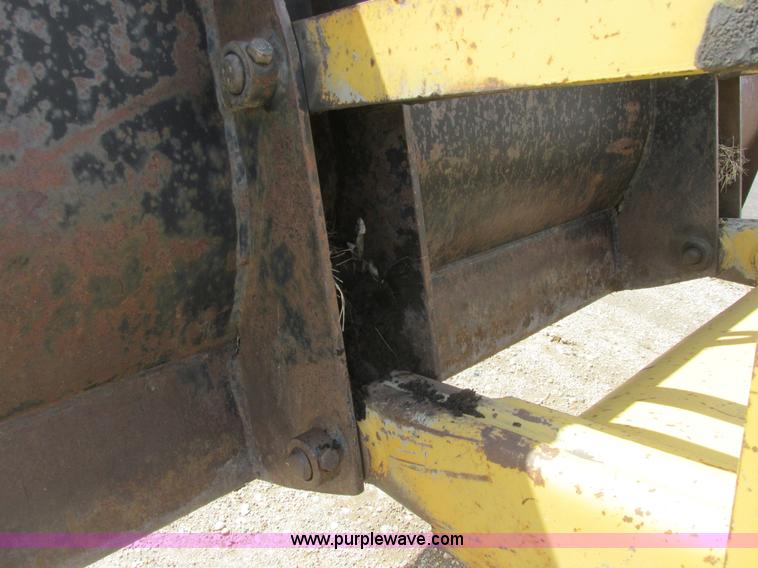 image for item A8685 1985 Ford 655A backhoe