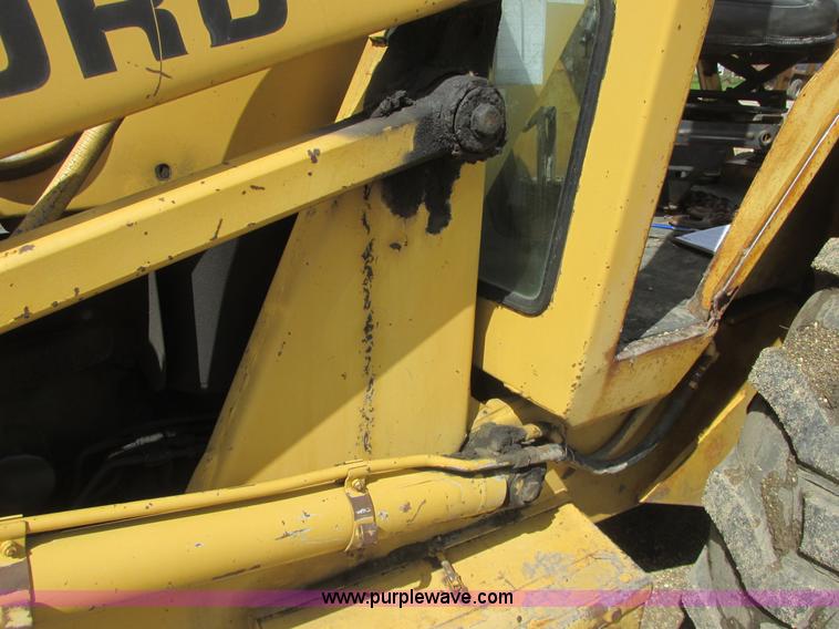 image for item A8685 1985 Ford 655A backhoe