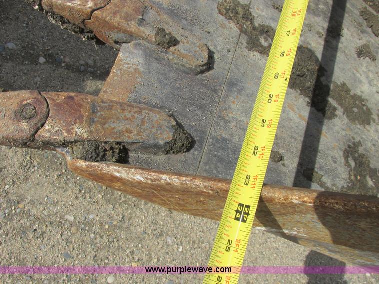 image for item A8685 1985 Ford 655A backhoe