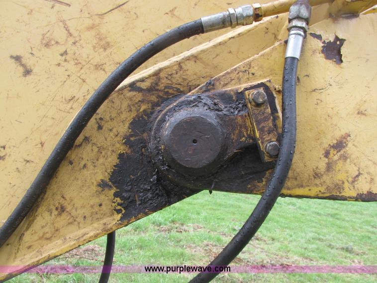 image for item A8687 1999 Komatsu PC150LC-6K excavator