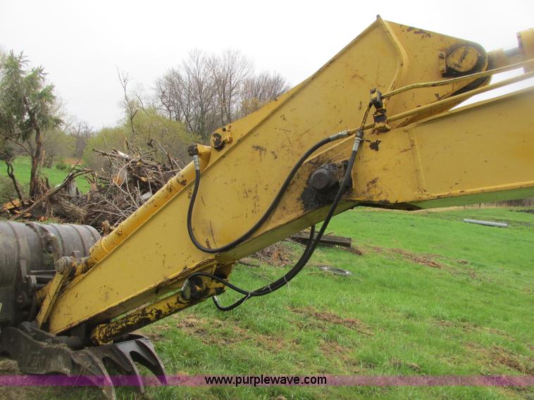 image for item A8687 1999 Komatsu PC150LC-6K excavator