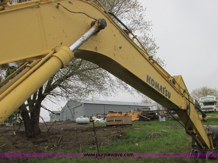 image for item A8687 1999 Komatsu PC150LC-6K excavator