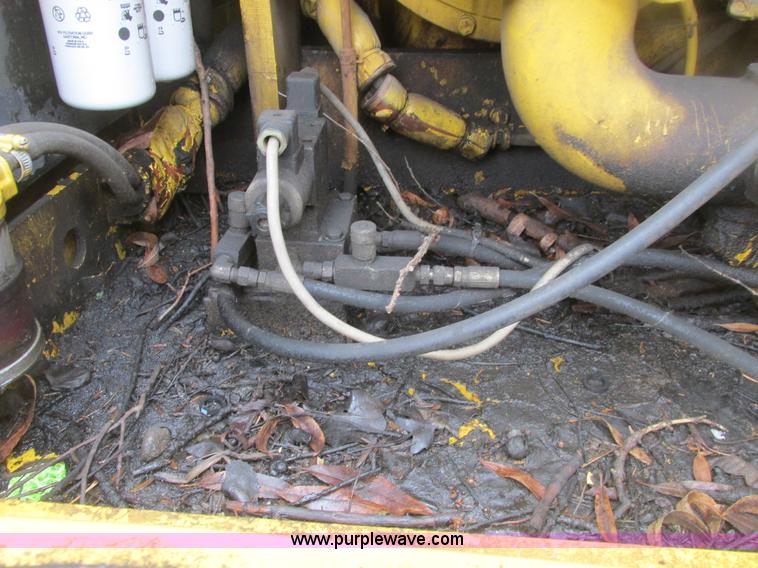 image for item A8687 1999 Komatsu PC150LC-6K excavator