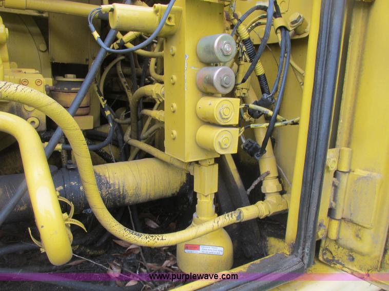 image for item A8687 1999 Komatsu PC150LC-6K excavator