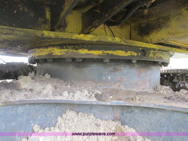 image for item A8687 1999 Komatsu PC150LC-6K excavator