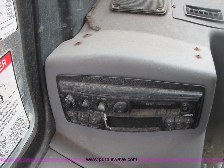 image for item A8687 1999 Komatsu PC150LC-6K excavator