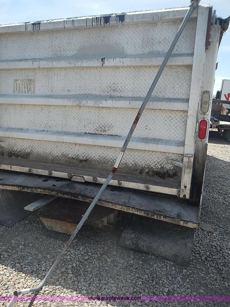 Aluminum dump truck bed in Topeka, KS Item AC9064 sold Purple Wave