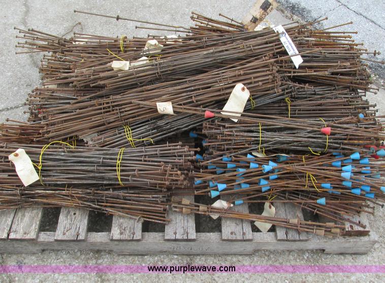 image for item AC9915 Approximately 811 assorted concrete form ties