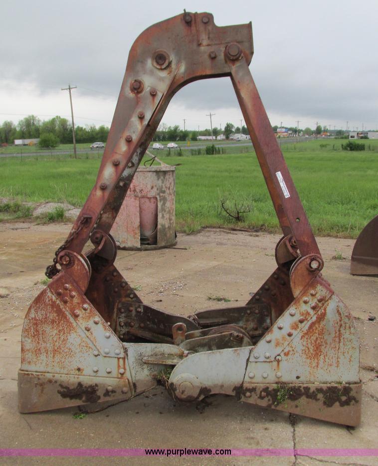 image for item AC9920 Erie clam bucket