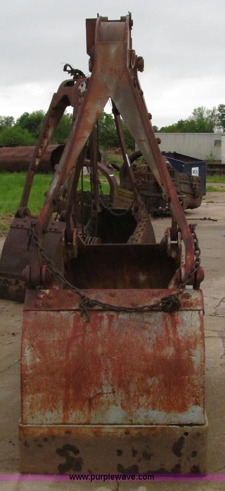 image for item AC9920 Erie clam bucket