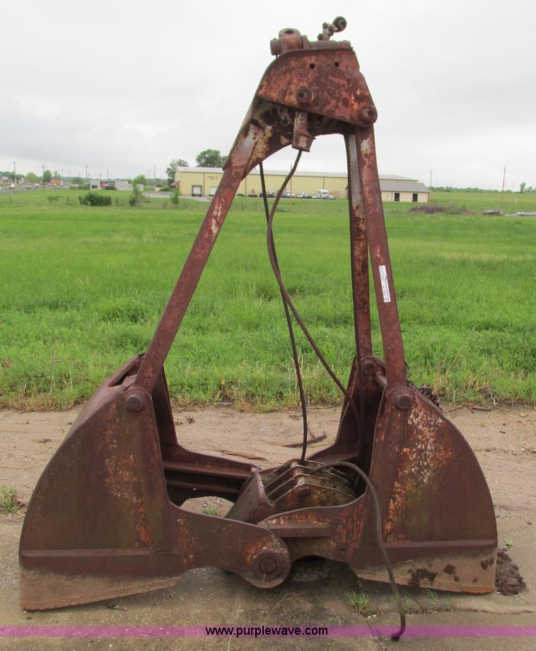 image for item AC9921 Clam bucket