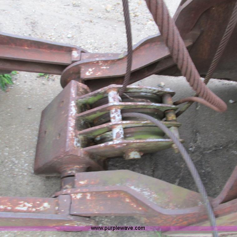 image for item AC9921 Clam bucket