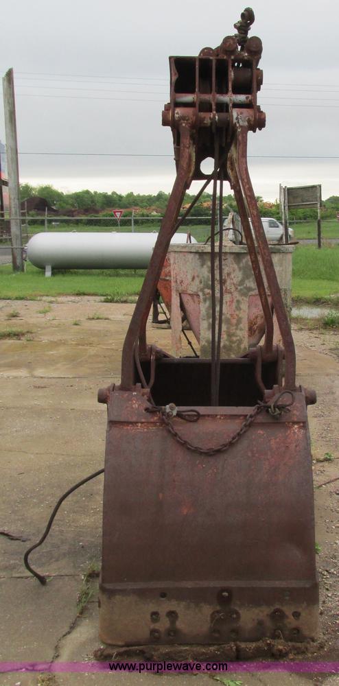 image for item AC9921 Clam bucket