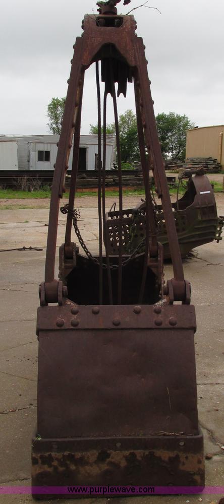 image for item AC9922 Williams clam bucket