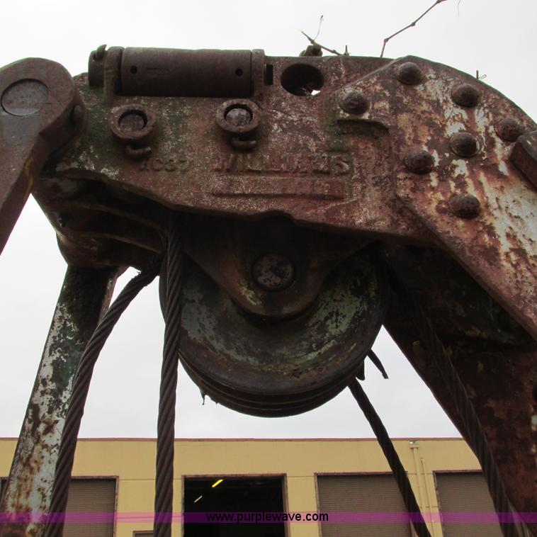 image for item AC9922 Williams clam bucket