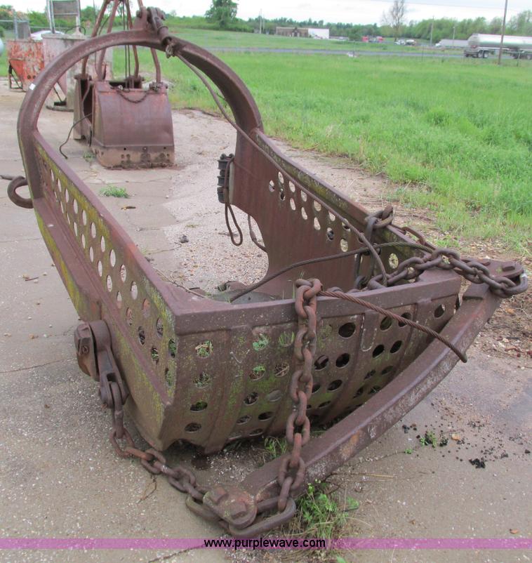 image for item AC9923 Drag bucket