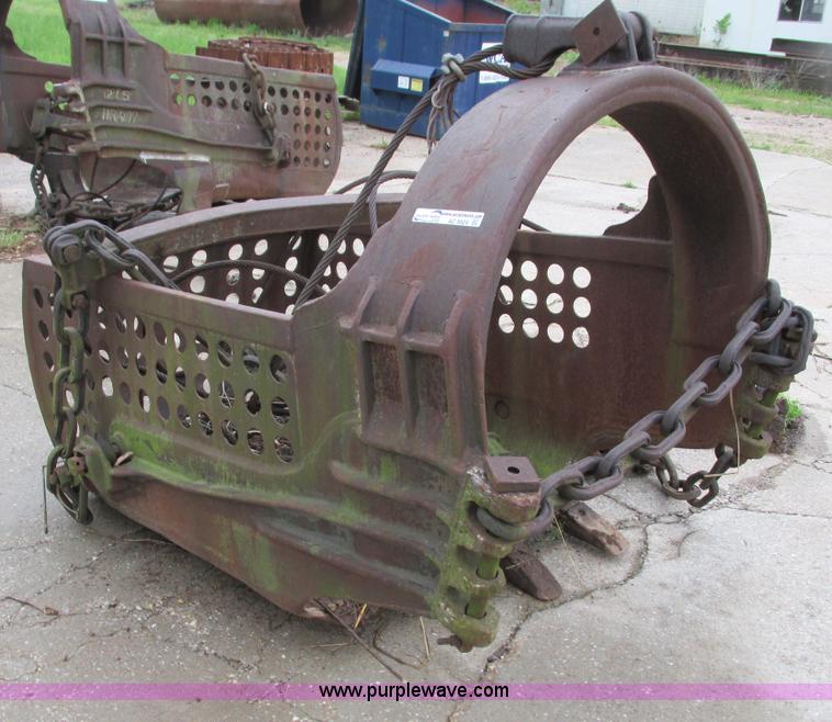 image for item AC9924 Drag bucket